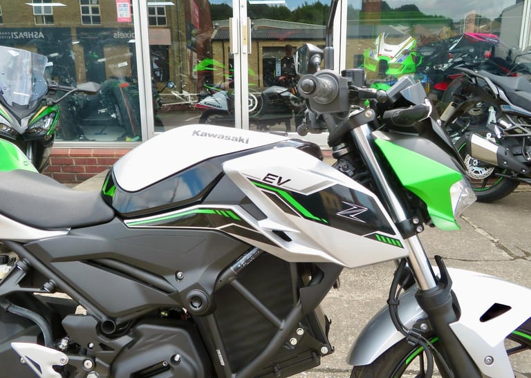 KAWASAKI Z e-1 EV 2025