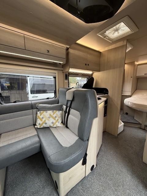 Auto-Trail F-Line F74 DIESEL MANUAL 2021/21