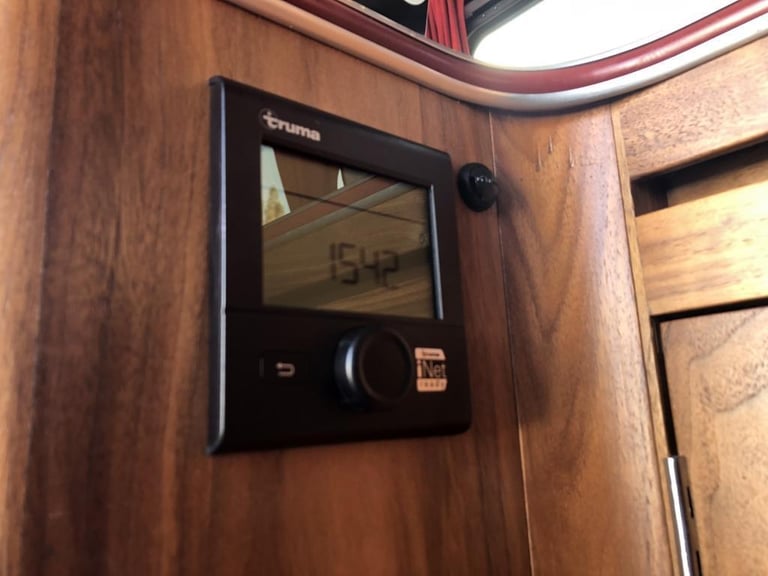 2017 VOLKSWAGEN TRANSPORTER T28 CAMPERVAN CONVERSION
