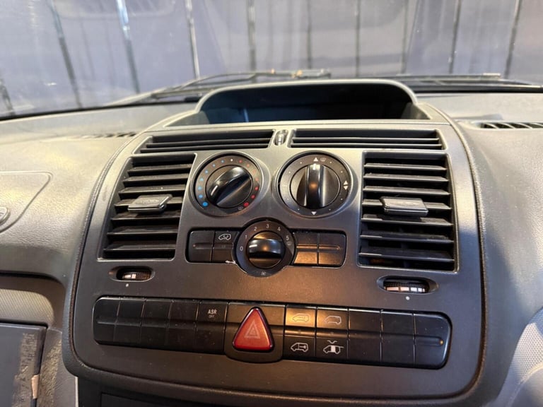 MERCEDES-BENZ VITO 2.1 111CDI Compact Panel Van SWB 5dr 2009