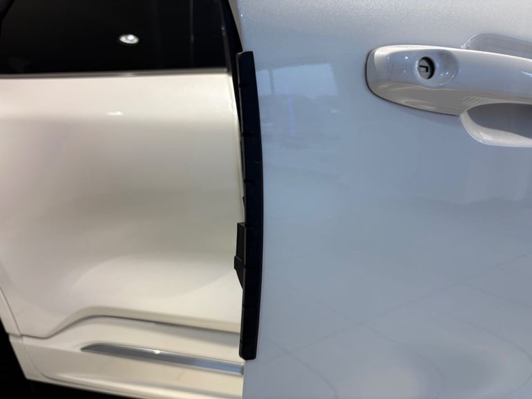 2022 Ford Kuga 2.5 Duratec 14.4kWh Vignale SUV 5dr Petrol Plug-in Hybrid CVT Euro 6 (s/s)  HATCHB...