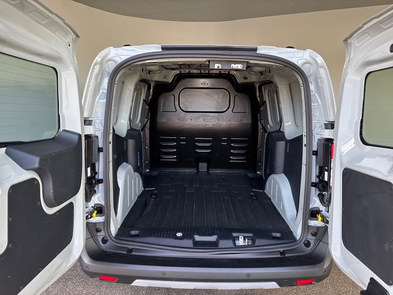 2024 Ford Transit Courier 1.0 EcoBoost 125ps Active Van Van Petrol Manual