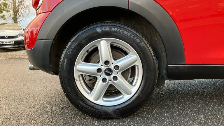 2014 MINI Countryman 1.6 Cooper 5dr Petrol Hatchback Hatchback Petrol Manual