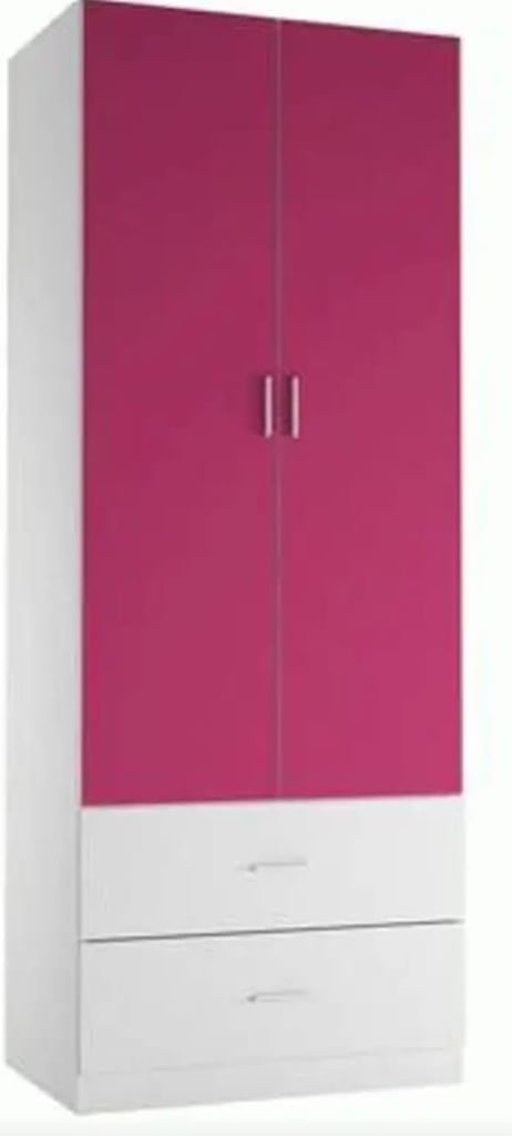 Kids wardrobe 