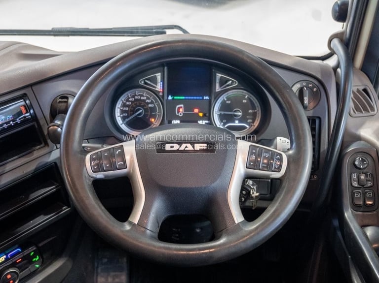 2021 (71) DAF XF 480 SUPERSPACE 6X2 SMALL MIDLIFT