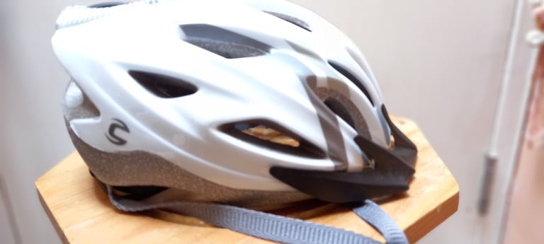 Cannondale SI Helmet In Mint Condition 