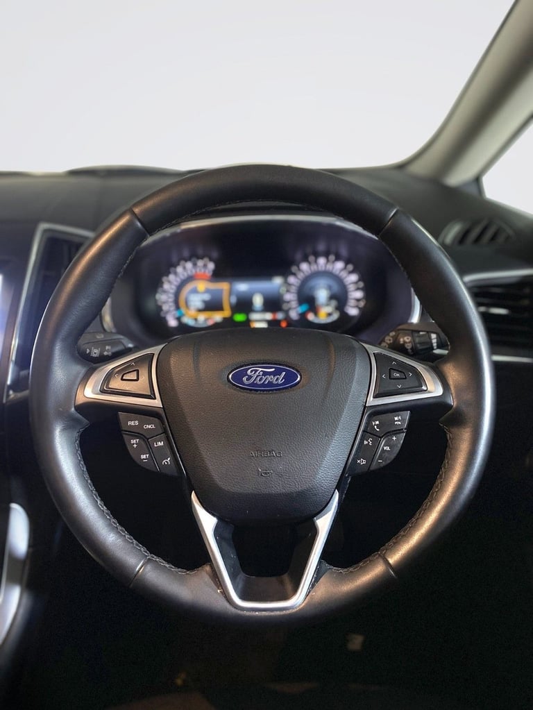 2023 Ford S-Max 2.5h Duratec Titanium MPV 5dr Petrol Hybrid CVT Euro 6 (s/s) (190 ps) MPV PETROL/...