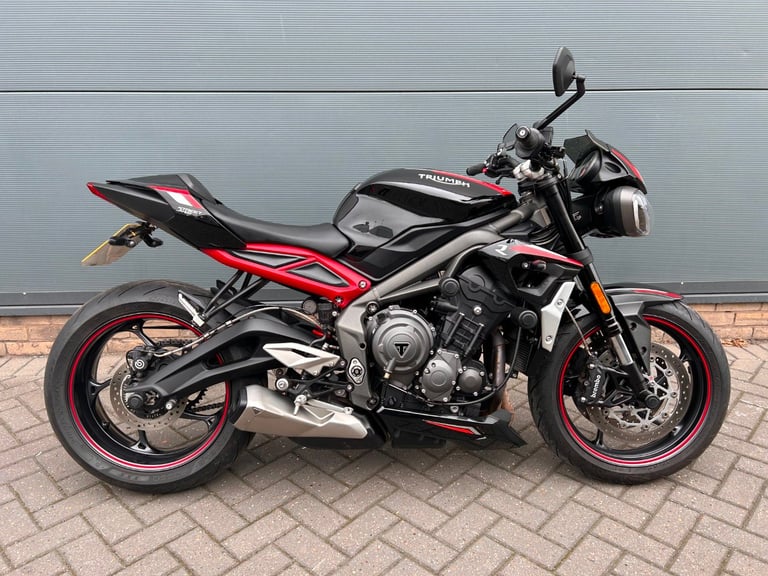 image for 2020 Triumph STREET TRIPLE R LRH Naked PETROL Manual