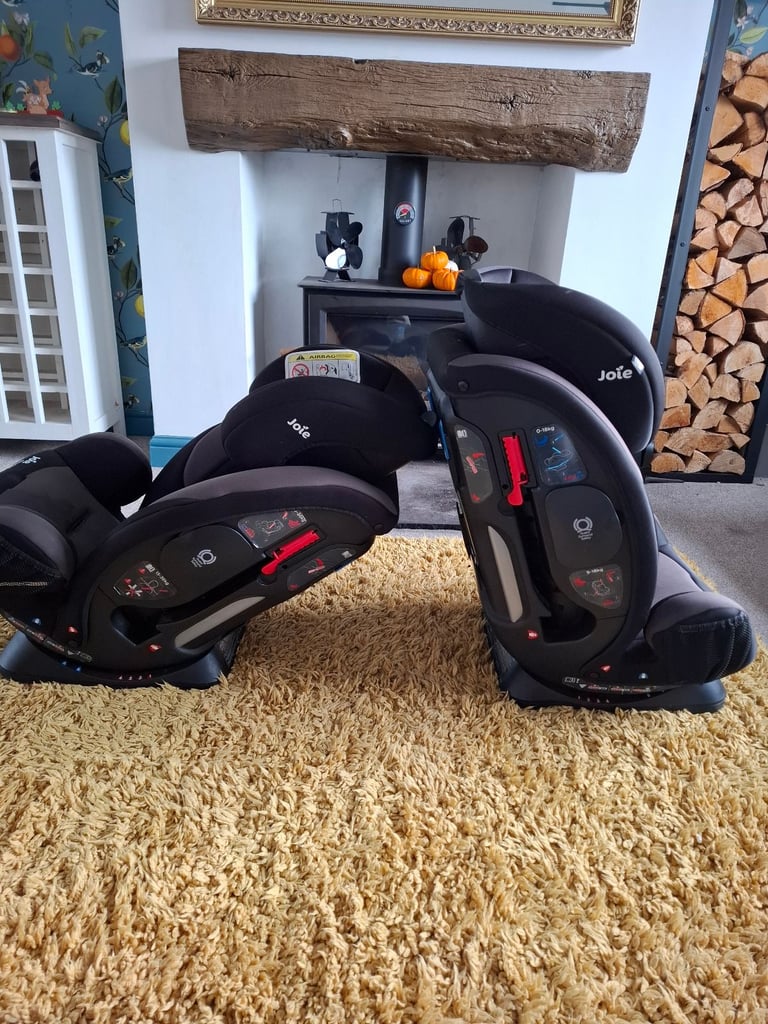 FREE - 2 x Joie everystage car seats