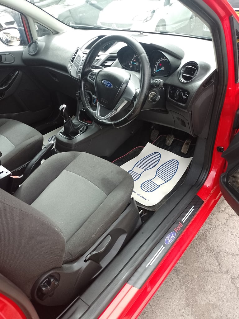 2015 Ford Fiesta 1.5 TDCi ECOnetic Van CAR DERIVED VAN Diesel Manual