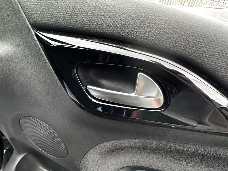 2015 DS Automobiles DS 3 1.6 BlueHDi DStyle Nav Euro 6 (s/s) 3dr HATCHBACK Diesel Manual