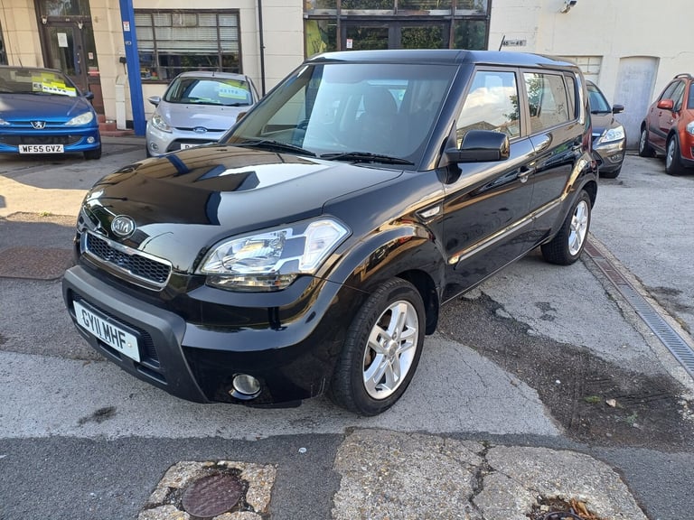 image for 2011 Kia Soul 1.6 CRDi 2 SUV 5dr Diesel Auto Euro 4 (126 bhp) Diesel