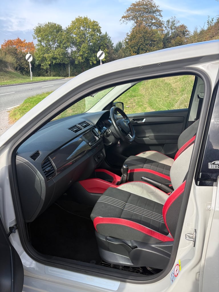 Skoda, FABIA, Hatchback, 2017, Manual, 999 (cc), 5 doors