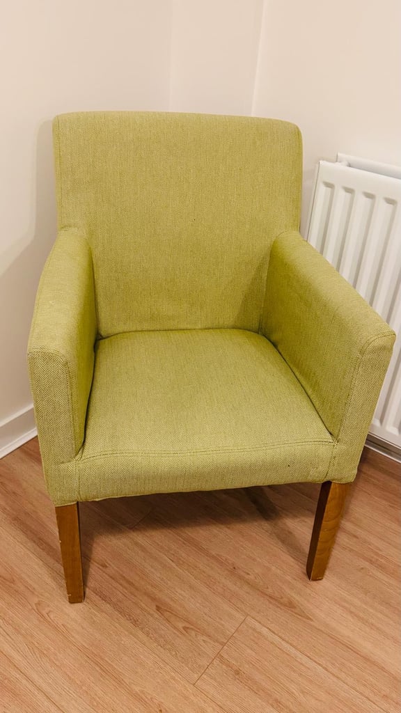 Lime-Green Accent Armchair – Comfy & Clean – £25