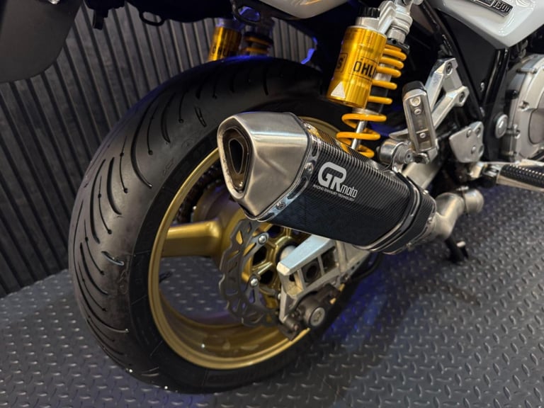 2009 Yamaha XJR1300 09