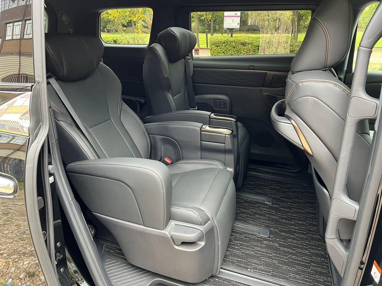  Toyota Alphard 2.5 HYBRID EXECUTIVE LOUNGE SUNROOF Petrol/Electric Hybrid Automatic