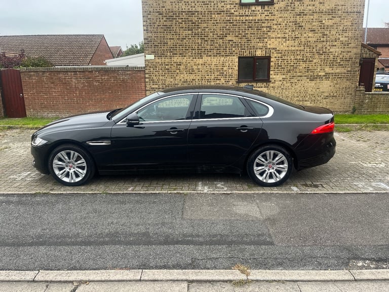JAGUAR XF PREMIUM 2017 LOW MILAGE AUTO