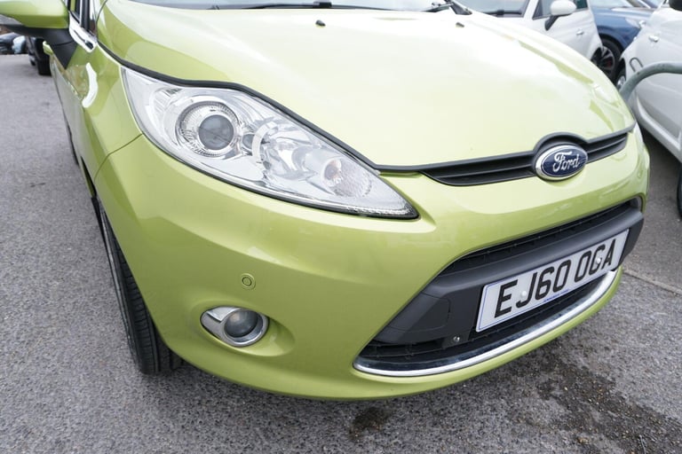 2010 Ford Fiesta 1.6 Titanium 5dr HATCHBACK Petrol Manual