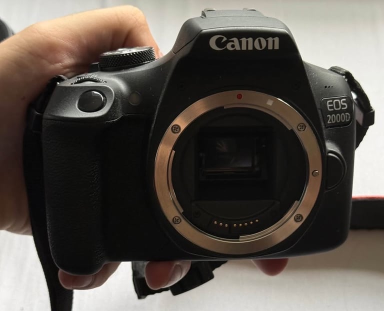 Canon EOS 2000D DSLR Camera Bundle - 18-55mm & 50mm STM Lenses + Bag + Charger