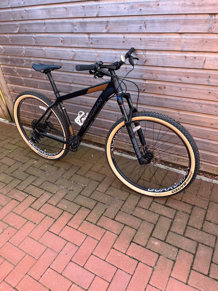 Boardman MHT 8.9 Mountain Bike ono