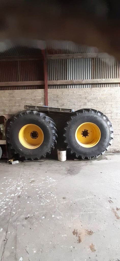 Flotation wheels