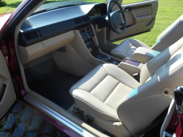 1994 Mercedes-Benz E Class E220 2-Door Petrol