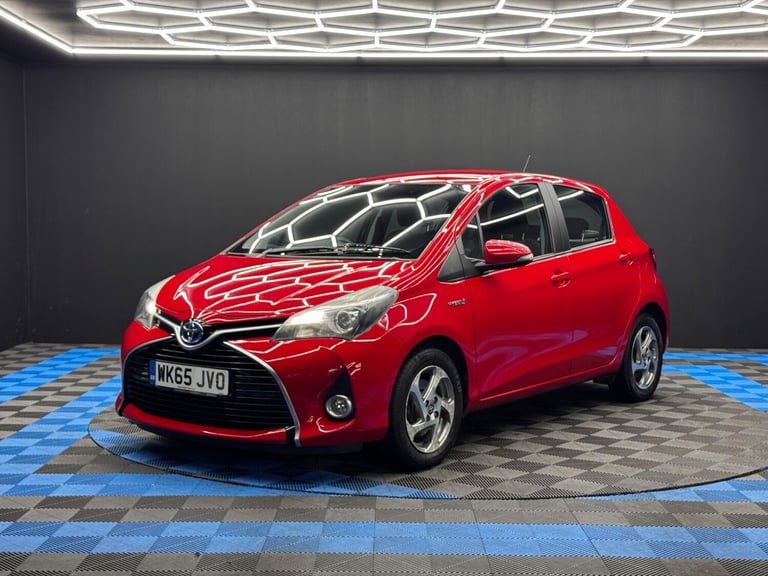 2015 Toyota Yaris 1.5 Hybrid Icon 5dr CVT HATCHBACK PETROL/ELECTRIC Automatic
