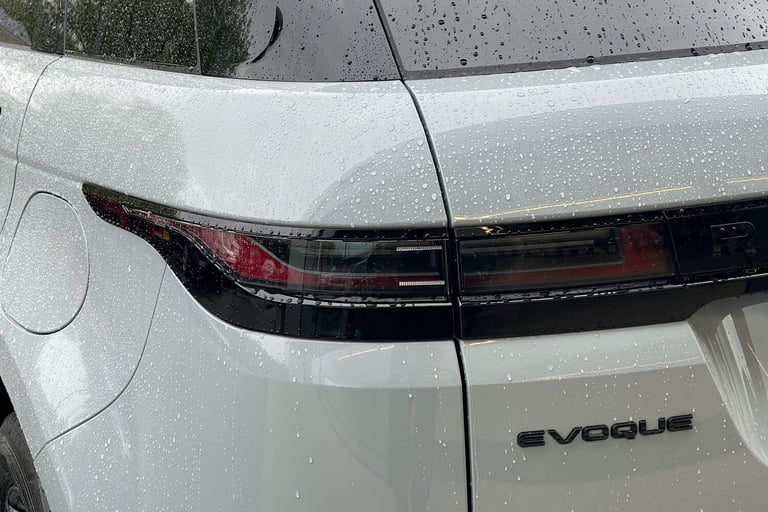 2025 Land Rover Range Rover Evoque 1.5 P270e Dynamic SE 5dr Auto ESTATE PETROL/ELECTRIC Automatic