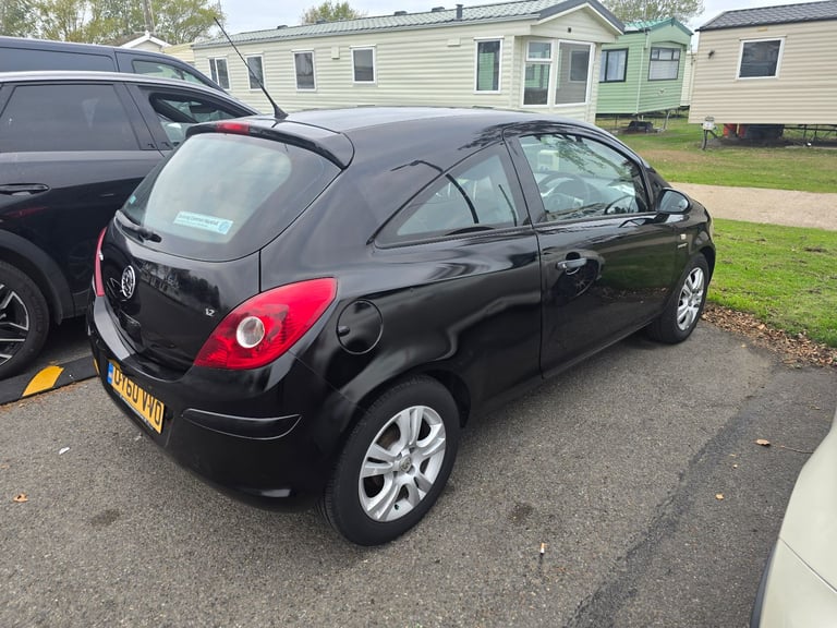 vauxhall corsa 1.2 16v 2 owners, low 57k miles 5 speed manual 