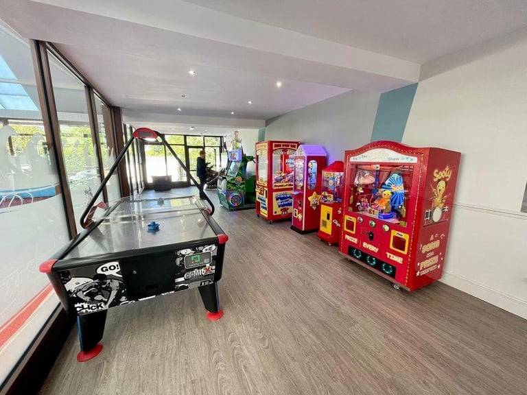 CHEAP 2011 ABI VISTA 35FTX10FT / SITED STATIC CARAVAN FOR SALE / NORTH WALES 