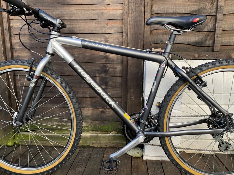 Retro Ridgeback Cyclone 26” Wheel Mountain Bike (Fully Serviced) 