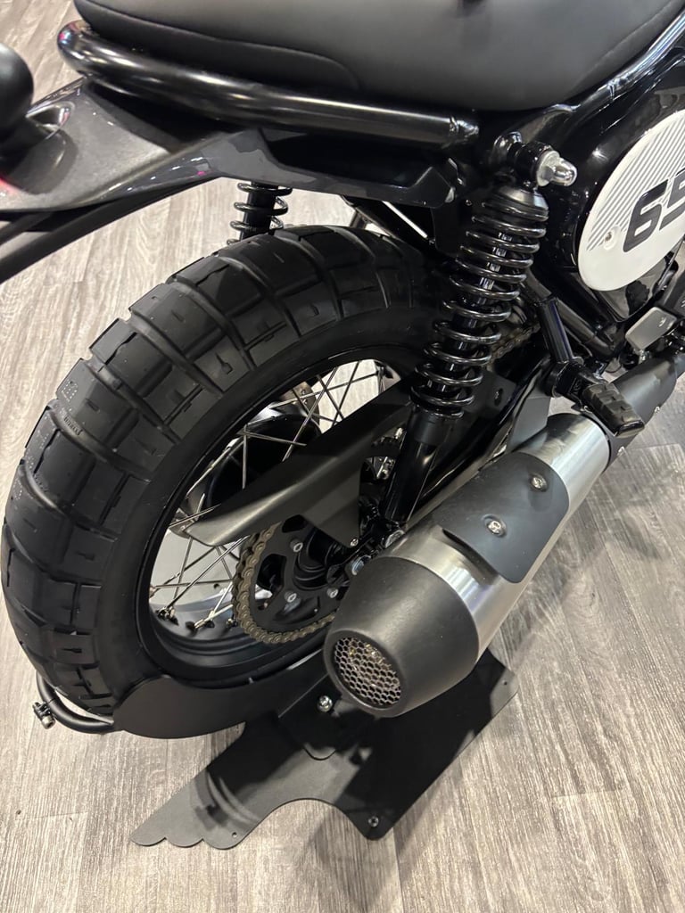 BSA Scrambler 650cc Classic Motorcycle Gold Star 