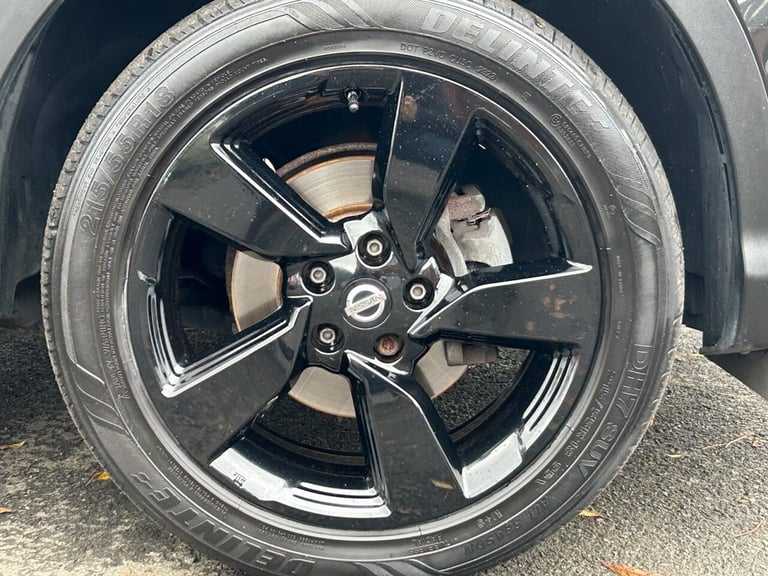 2017 Nissan Qashqai 1.5 dCi N-Connecta SUV 5dr Diesel Manual 2WD Euro 6 (s/s) (110 ps) HATCHBACK ...