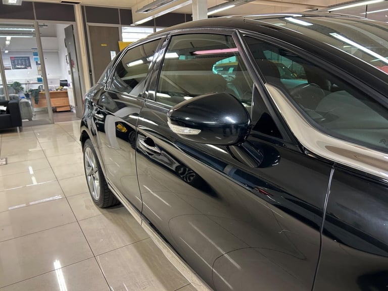 2013 Citroen DS5 2.0 HDi DStyle Euro 5 5dr HATCHBACK Diesel Manual