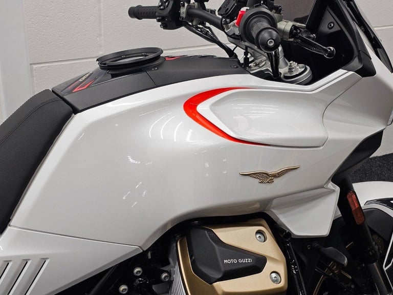 MOTO-GUZZI V100 MANDELLO - ONLY 6213 MILES - MOT UNTIL 2026