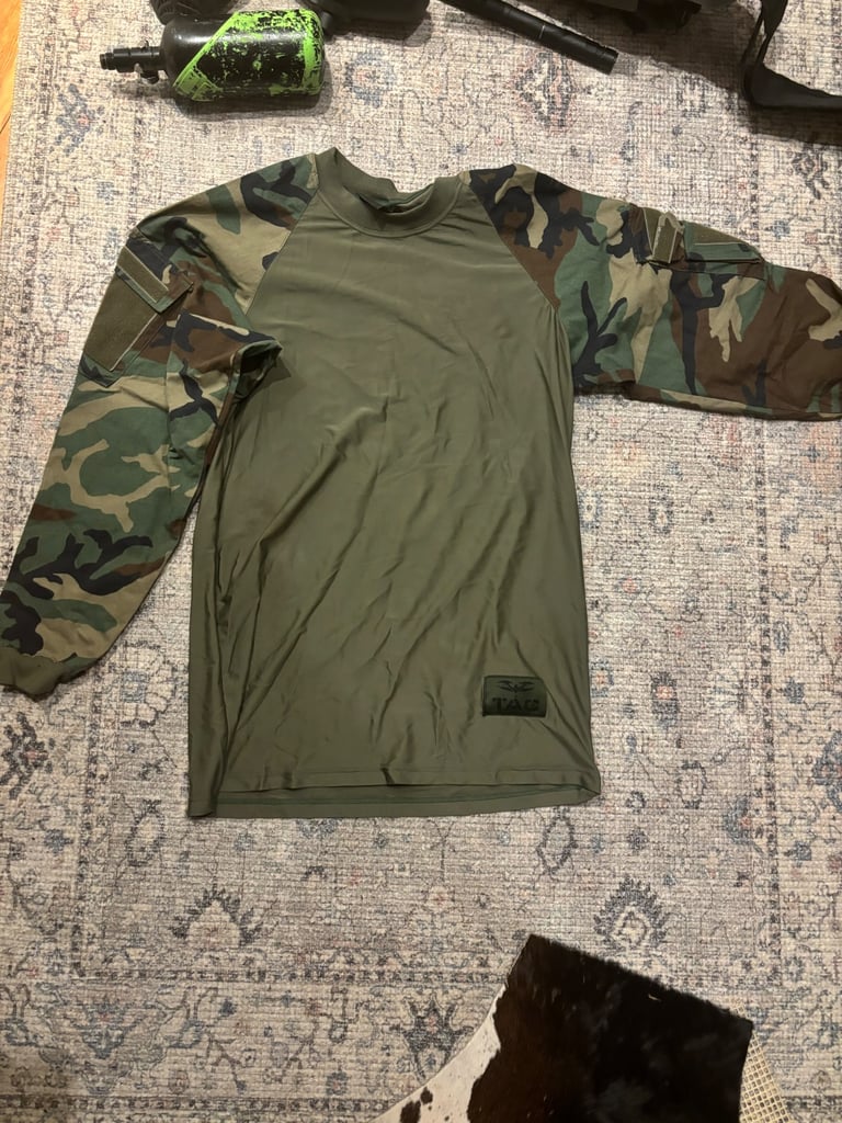image for Camouflage Vest with Padded Arms