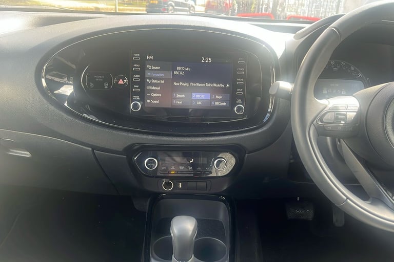  Toyota Aygo X 1.0 Vvt I Edge Hatchback 5dr Petrol X Shift Euro 6 s/s 72 Ps
