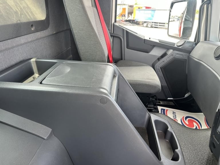 2022 RENAULT K440 8X4 TIPPER