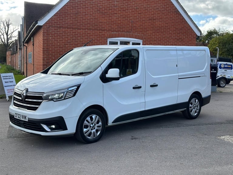 2022 Renault Trafic 2.0 dCi Blue LL30 Sport L2 H1 Euro 6 (s/s) 5dr PANEL VAN Diesel Manual