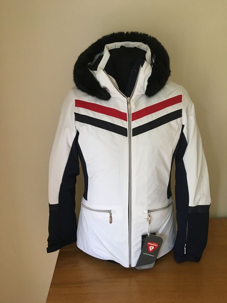 KNUTSFORD SKIWEAR SALE