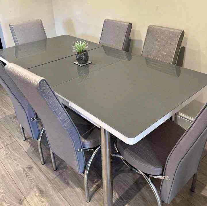 High Quality Extendable dining Table with chairs COD