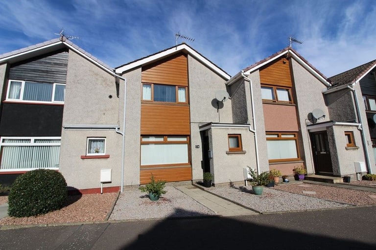 2 bedroom house to rent 