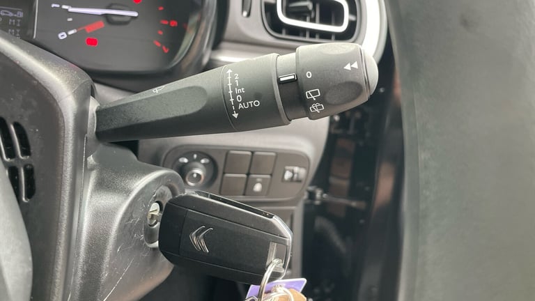 2024 Citroen C3 1.2 PureTech PLUS Hatchback 5dr Petrol EAT6 Euro 6 (s/s) (110 ps) Hatchback Petro...