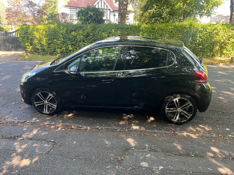 2015 Peugeot 208 Gt-line 1.6hdi ulez cheap tax 