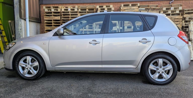 Kia, CEED, Hatchback, 2012, Manual, 1396 (cc), 5 doors