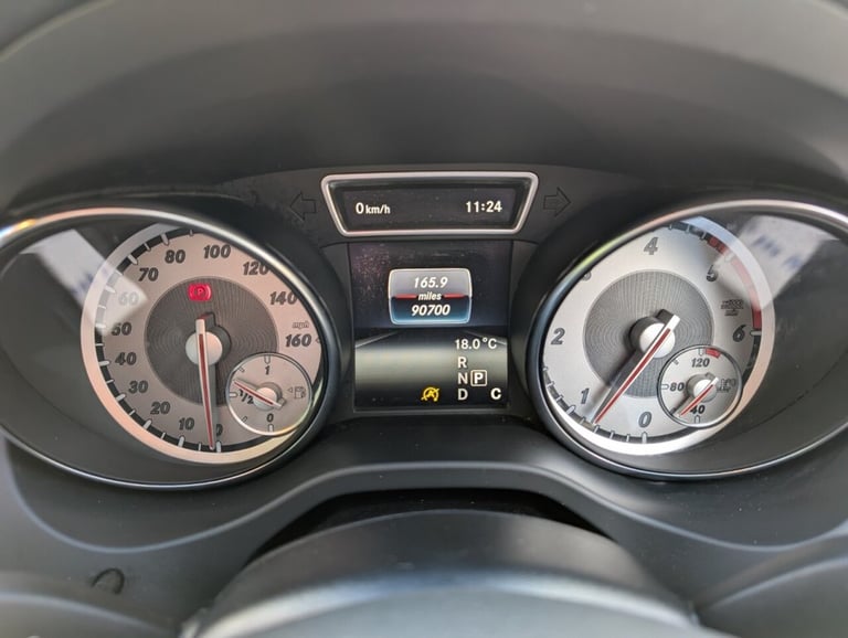 2016 Mercedes-Benz GLA 2.1 GLA200d Sport SUV 5dr Diesel 7G-DCT Euro 6 (s/s) (136 ps) ESTATE Diese...