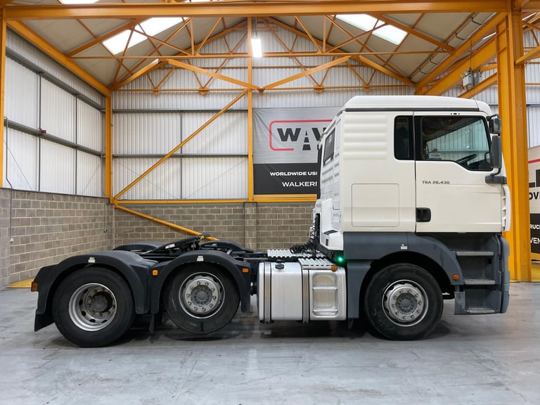 MAN TGA 26.430 6X2 PET REGS TRACTOR UNIT - 2005 - DK55 HXN