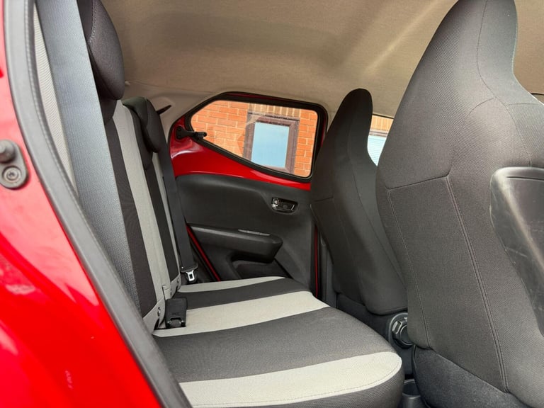 2017 Toyota AYGO 1.0 VVT-i x-style Euro 6 5dr HATCHBACK Petrol Manual