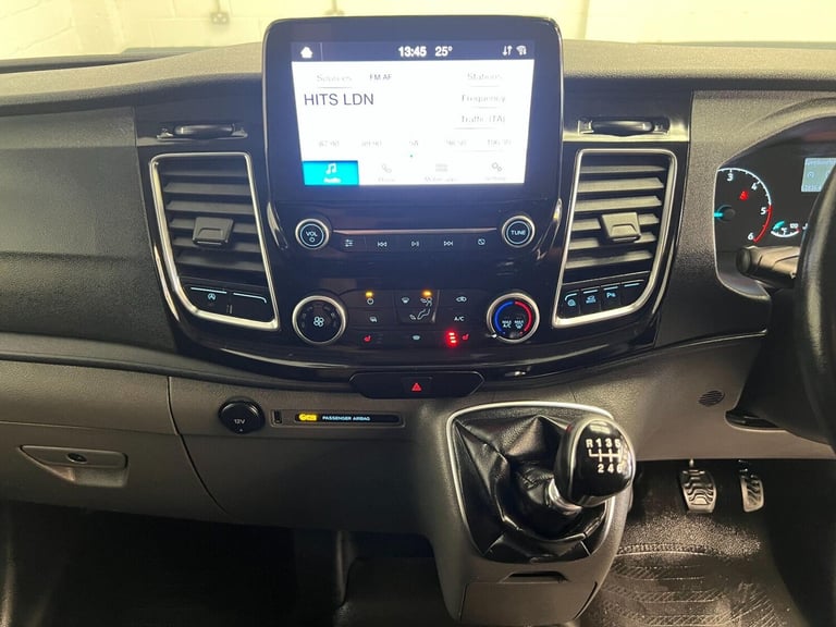 2022 Ford Transit Custom 2.0 300 EcoBlue Limited L2 H1 Euro 6 (s/s) 5dr Panel Van Diesel Manual