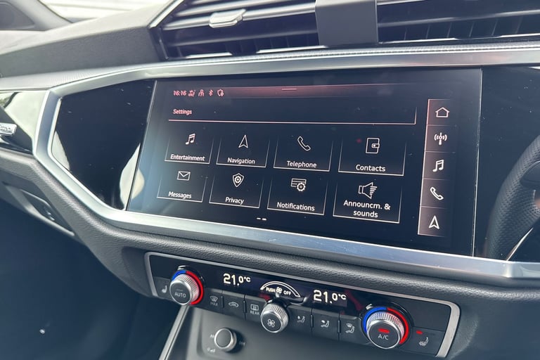 2022 Audi Q3 Black Edition 40 TFSI quattro 190 PS S tronic SUV PETROL Automatic